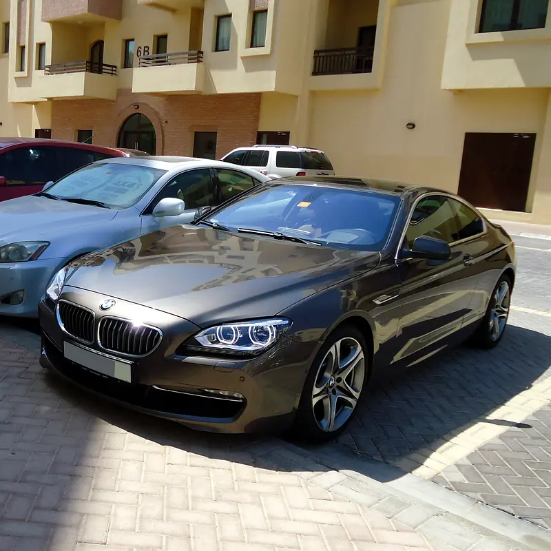 BMW 6-Series 2012 — photo 1 of 8