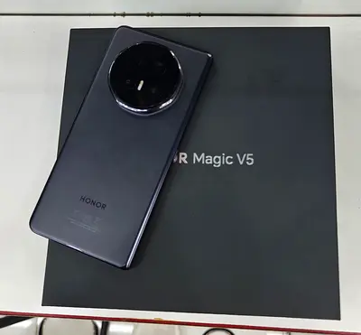 HONOR MAGIC V5 512GB STORAGE