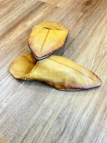 Moroccan genuine leather sandal size 42/43