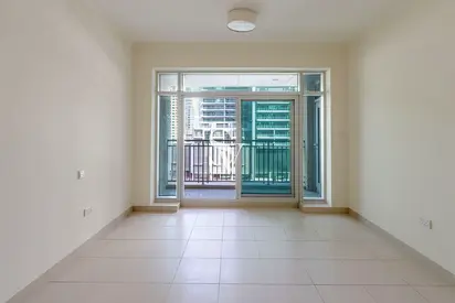 Huge Spacious Layout | Chiller Free | White Goods