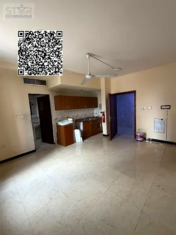 Comfortable accommodation with ample space, prime location, suitable for families, close to all services.