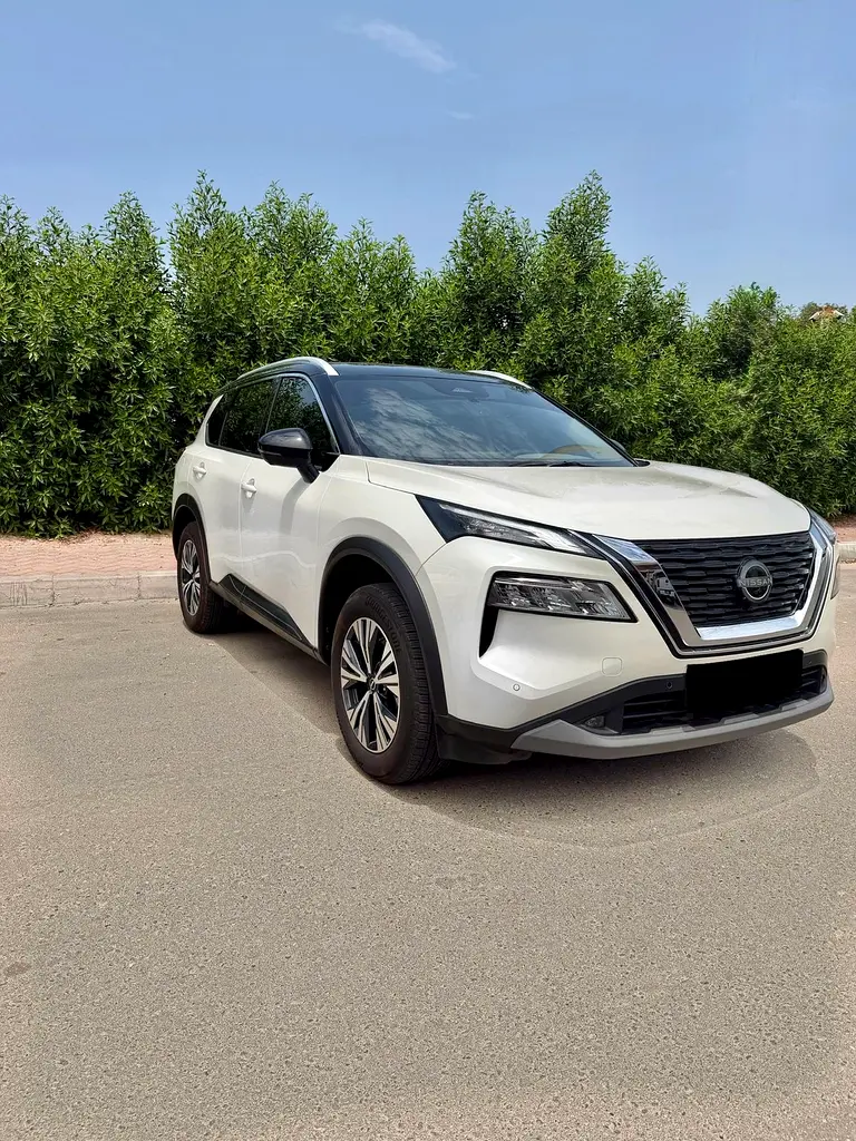 Nissan X-Trail 2025 — photo 1 of 5