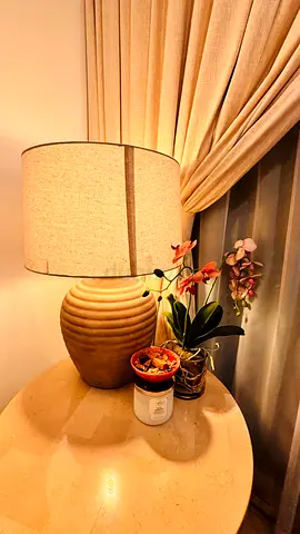 Beige Ceramic Table Lamp with Linen Shade (Good Condition)
