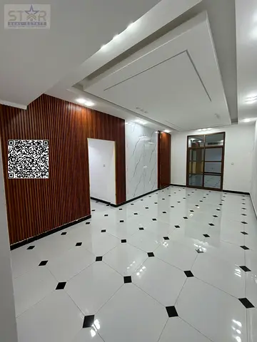 Comfortable accommodation with ample space, prime location, suitable for families, close to all services, easy access to Dubai and schools.