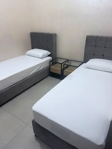 Bed space for executive bachelors