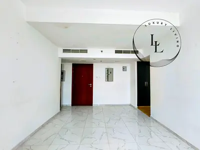 Nice 2 bhk in 50k with gym, pool parking free