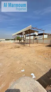 For rent: industrial land with an area of 10,000 square feet, equipped with electricity and water.