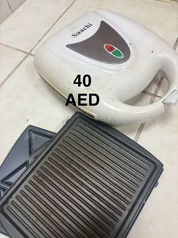 Saachi Sandwich Maker / Grill - Good Working Condition