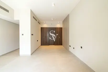 Brand New | Close to Mall | Prime Area