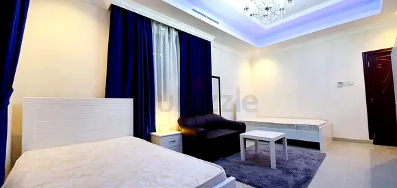 Bed space sharing with 1 lady 1500