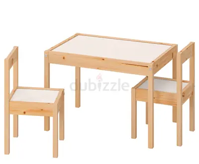Kids table and chairs