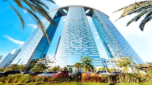 City View | Maids Room | Closed Kitchen