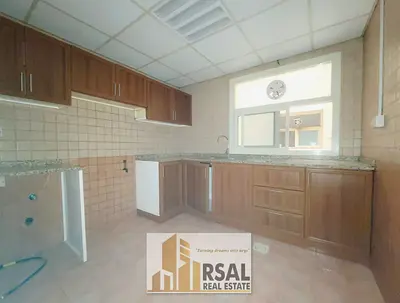 Specious 2BHK With 3Bathroom With Balcony/Family Building/Near Bus Station