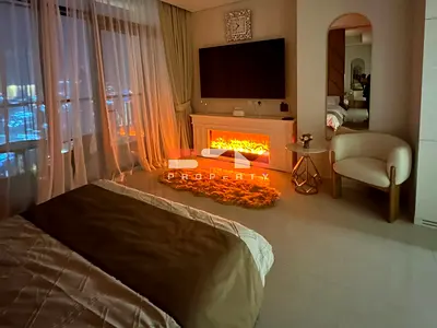 Ready to M Furnished Studio, High Floor,Canal View