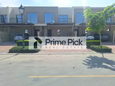 3 Bed Townhouse Great location