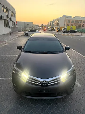 Toyota Corolla 2015 Limited 2.0L Full Option