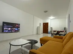 FULLY FURNISHED PRIVATE ROOM