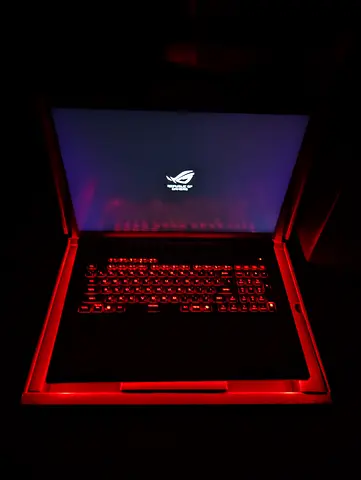 Asus ROG Strix Scar 18 Middle east version - RTX 5090 24 GB