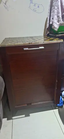 Dark wood dishwasher in good condition