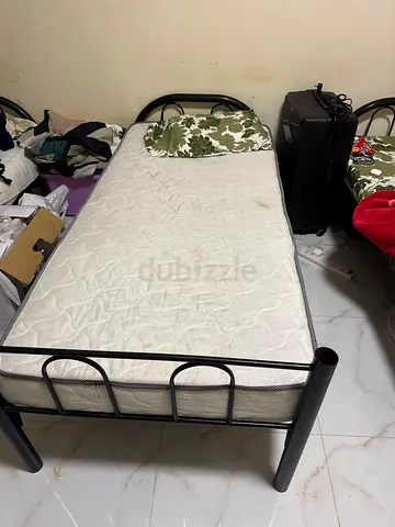 Single metal bed frame with mattress - good condition