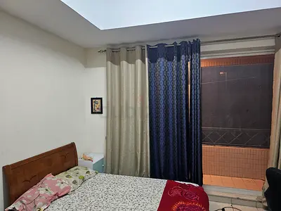 Bed space in one bed room hall for executive south indian lady from 01 jun26