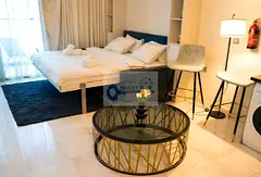 Furnished Studio | Furnished | High Floor