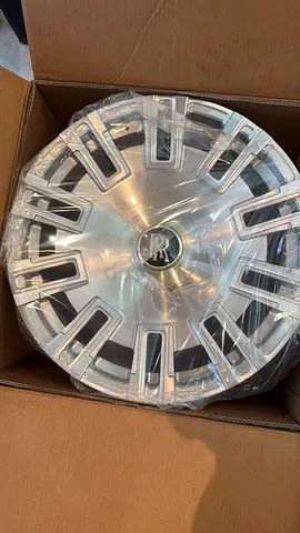 ORIGINAL FORGIATO 24 RIMS BRAND NEW