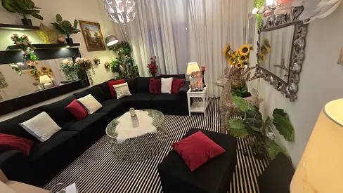 BRAND NEW BEAUTIFUL LUXURY HOME CENTER L SHAPE 8 SEATER SOFA WITH FOOT STOOL UNDER STOREG ONLY 1400