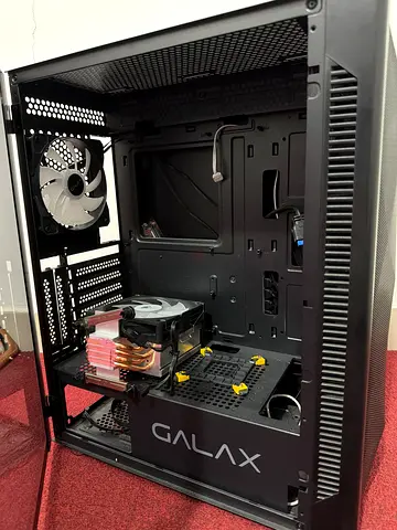 Mid-tower Gaming PC Case with Installed CPU Cooler and Rear/Front Fans (Open Frame)