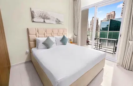 Elegant 1 BR Apartment, Vera Residence
