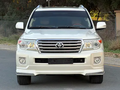 Toyota Land Cruiser VXR 2014 - GCC Specs - Well Maintained