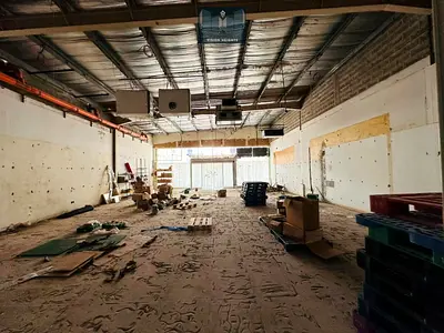 6000SQ.FT Spacious Warehouse with Showroom & Mezzanine Office in a prime location in Al QUSAIS faci