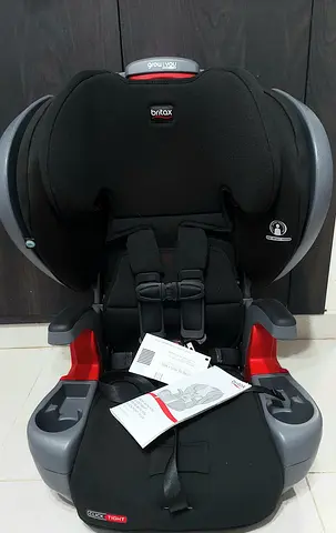 New Britax grow with you clicktight for kids 2y to 12 years