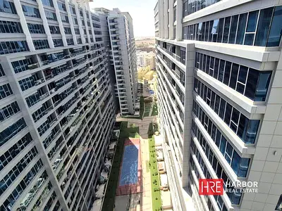 Corner Unit | Bright Layout | Prime Investment