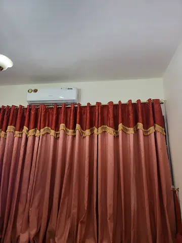 Curtains 4pcs Tailored Full-length with gold trim —with carpet