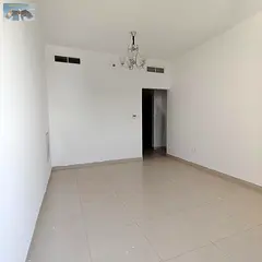 One bedroom, living room, two bathrooms, excellent space, open view directly onto the main road, cle