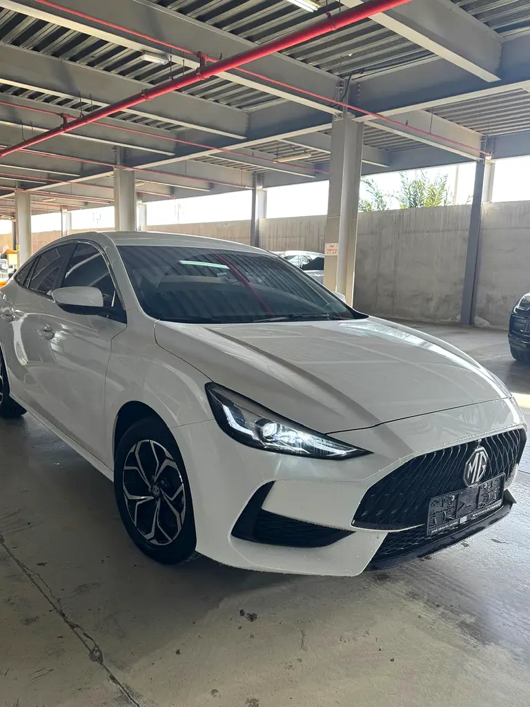 MG GT 2024 — photo 1 of 10