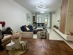 Pvt garden, Vastu, Upgraded, Park view
