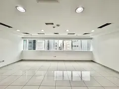 FITTED OFFICE | 1 PARTITION | 2 PARKING | HOT DEAL