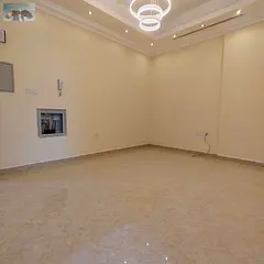 Very nice apartment with an open view, private parking, in a high-end location, spacious, close to a