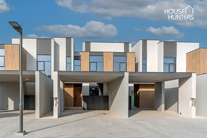 Brand New | Modern 3-Bed Villa | High Demand