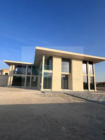 BRAND NEW LUXURIOUS PRIVATE 4 BEDROOMS + 3 ROOMS VILLA