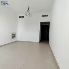 Elegant apartment with 2 bathrooms and private parking, in a prime location close to all services, w