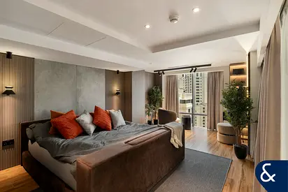 4 Bedroom | Duplex | Upgraded