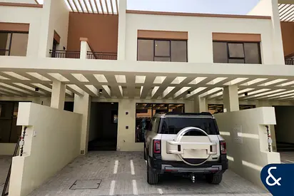 Close to Central Hub I Brand New I 14th May