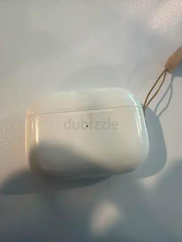 Used Apple AirPods 2 / Pro Charging Case (White)