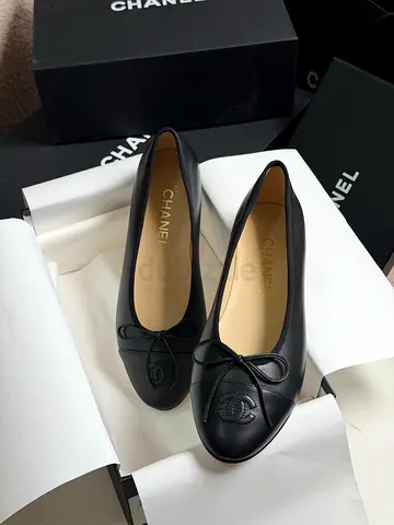 CHANEL WOMEN SHOES 👟