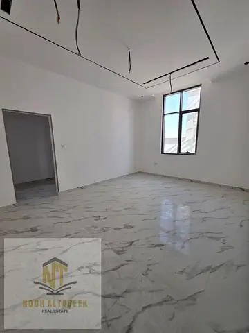 New Villa for Sale – Al Hooshi Area A unique opportunity to own a luxurious villa with high-end finishes and a quiet, prime location. Property Detail