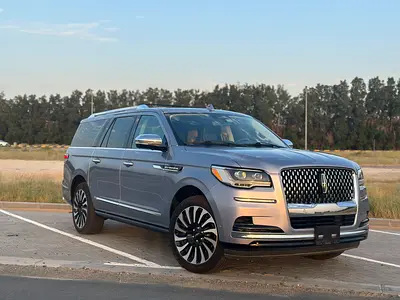 UNDER WARRANTY FULL Service history GCC luxury