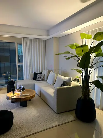 4 seater sofa with chaise lounge